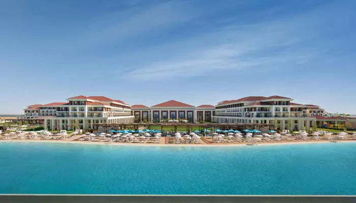 درباره هتل رکسوس واتر ورلد آکتائو